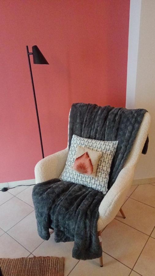 Vincent - Central 2 Bedroom Apartment 79Sqm Tripoli Luaran gambar